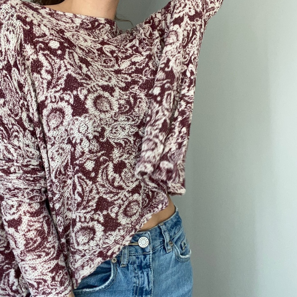A&F long sleeves with beautiful patterns.